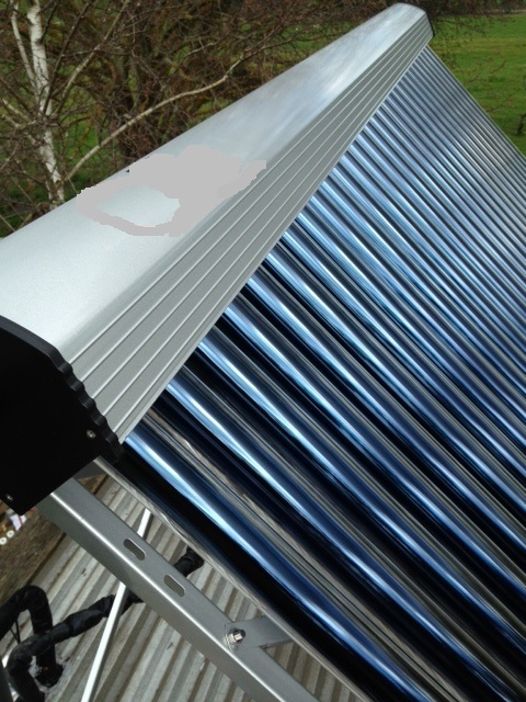 Evacuated tube solar hot water heatersSolazone Australia