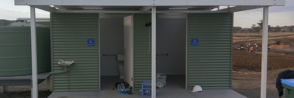 Roadside compost toilet
