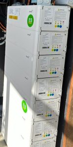 Jinko batteries Solazone
