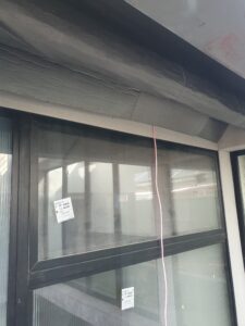 Solazone electric wall-mounted pool roller